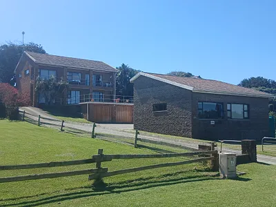 4 Bedroom House For Sale in Haga Haga - img