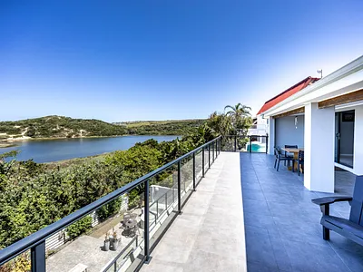 7 Bedroom House For Sale in Cintsa - 3tg8.webp