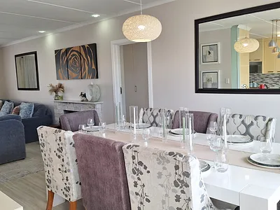 6 Bedroom House For Sale in East London - LlBM.webp