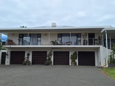 6 Bedroom House For Sale in East London - M0m7.webp