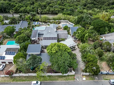 3 Bedroom House For Sale in East London - img