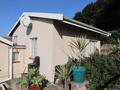1 Bedroom Apartment To Rent in Pinetown - 3yVp.webp