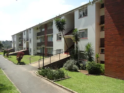 2 Bedroom Apartment To Rent in Pinetown - K5im.webp