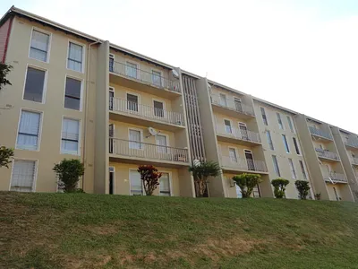 2 Bedroom Apartment To Rent in Pinetown - vblb.webp