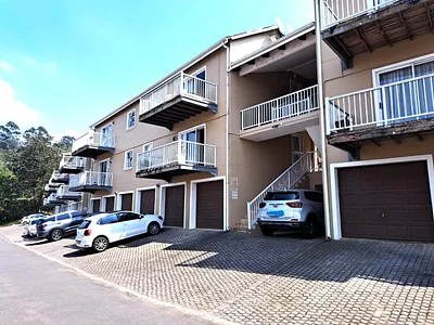 2 Bedroom Apartment For Sale in Kloof - Vd8v.webp