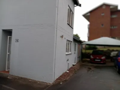 2 Bedroom Townhouse For Sale in Pinetown - cqky.webp