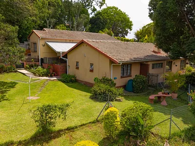 3 Bedroom House For Sale in Pinetown - N90y.webp