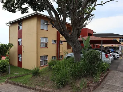 3 Bedroom Apartment For Sale in Pinetown - bjqP.webp