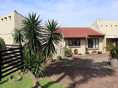 3 Bedroom House For Sale in Pinetown - JbuX.webp