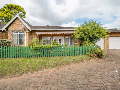 2 Bedroom Townhouse For Sale in Pinetown - img