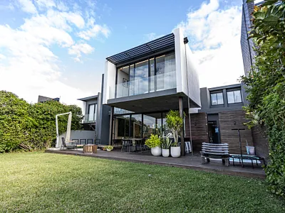 4 Bedroom Apartment For Sale in Umhlanga - img
