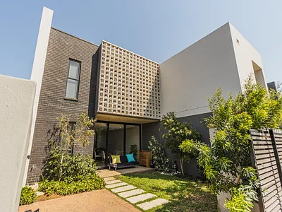 3 Bedroom Apartment For Sale in Sibaya Precinct, Umhlanga - i1y9.webp