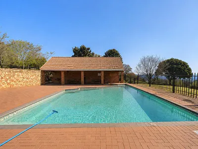 2 Bedroom Apartment For Sale in Pretoria - 8Iv4.webp