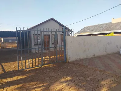 2 Bedroom House To Rent in Mahube Valley, Pretoria - zt4X.webp