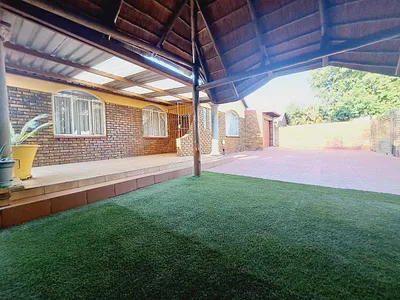 3 Bedroom House For Sale in Pretoria - 79GL.webp
