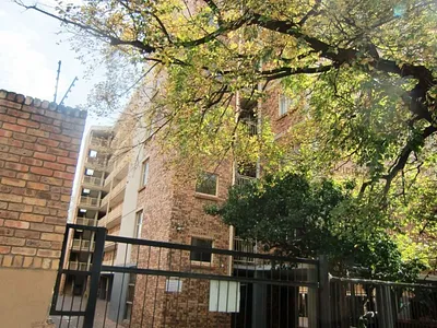 1 Bedroom Apartment For Sale in Pretoria - oUMk.webp