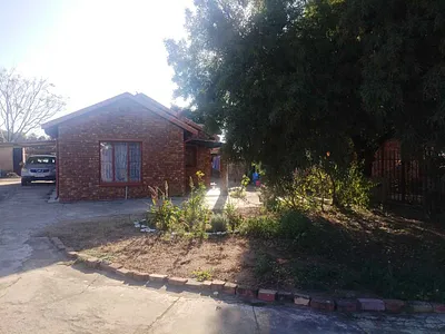 3 Bedroom House For Sale in Pretoria - RsOY.webp
