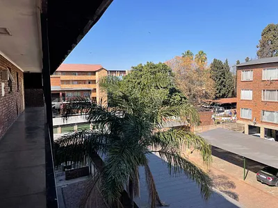 1 Bedroom Apartment For Sale in Pretoria - JSMf.webp