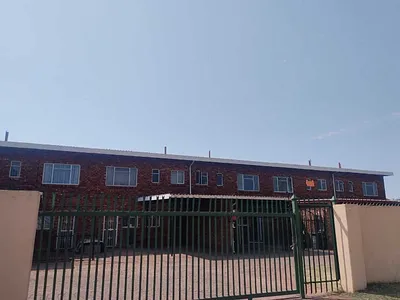 3 Bedroom Townhouse To Rent in Pretoria - img