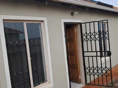 3 Bedroom House To Rent in Pretoria - img