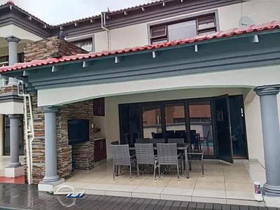 7 Bedroom House For Sale in Akasia - WsVU.webp