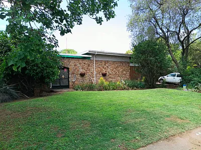 3 Bedroom House To Rent in Pretoria - 8Fcm.webp