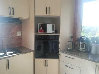 2.5 Bedroom Apartment For Sale in Pretoria - 5YuK.webp