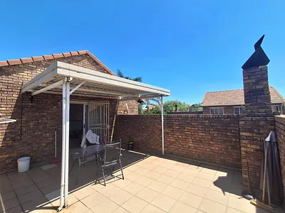 2 Bedroom Townhouse For Sale in Pretoria - Oath.webp