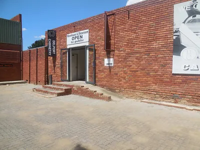 Commercial Property To Rent in Silverton, Pretoria - img