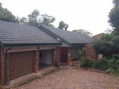 4 Bedroom House For Sale in Pretoria - img