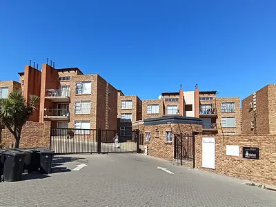 2 Bedroom Townhouse For Sale in Midrand - bZJm.webp