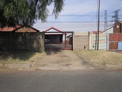 1 Bedroom Apartment To Rent in Kempton Park - u5FI.webp