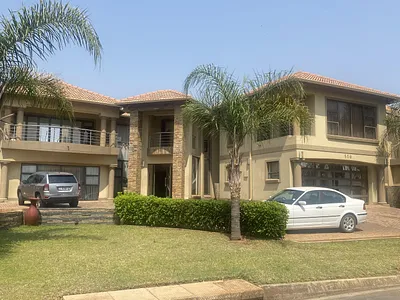 4 Bedroom House For Sale in Hartbeespoort - uJVw.webp