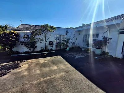 3 Bedroom House For Sale in Margate - img