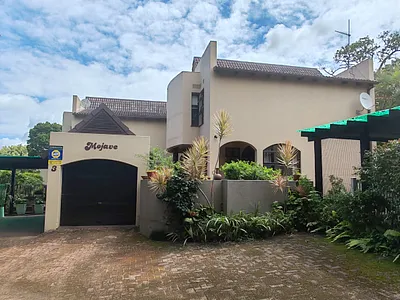 3 Bedroom Apartment For Sale in Margate - OOJ7.webp