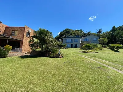 9 Bedroom House For Sale in Port Edward - EmwE.webp