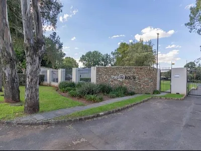 2 Bedroom Apartment For Sale in Boksburg - CgmH.webp