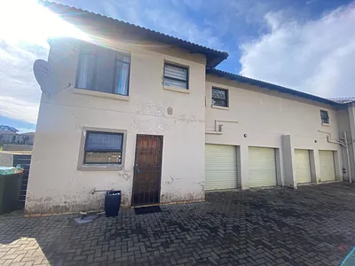 3 Bedroom House For Sale in Brakpan - 7Cn0.webp