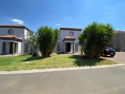 2 Bedroom Townhouse For Sale in Brakpan - img