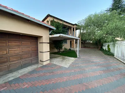 3 Bedroom House To Rent in Germiston - l17U.webp