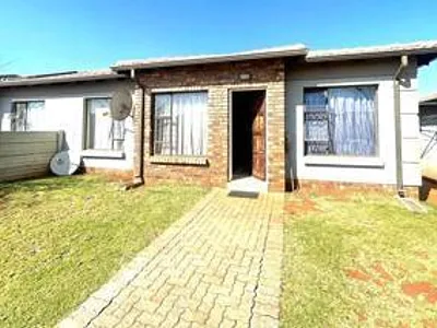 2 Bedroom Apartment To Rent in Boksburg - ytwq.webp