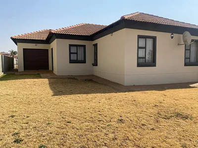 3 Bedroom House For Sale in Brakpan - img