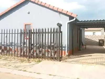 3 Bedroom House For Sale in Boksburg - 4xzM.webp