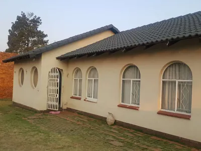 3 Bedroom House For Sale in Springs - img