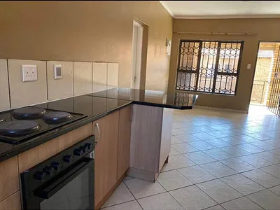 2 Bedroom Apartment To Rent in Germiston - Du0s.webp