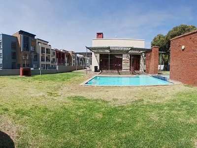 1 Bedroom Apartment For Sale in Carlswald North Estate, Midrand - zJNy.webp