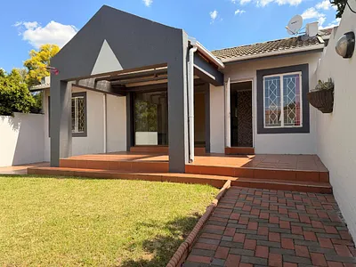 2 Bedroom Townhouse For Sale in Sandton - 29Me.webp