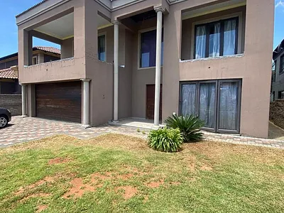 6 Bedroom House For Sale in Brakpan - oklA.webp