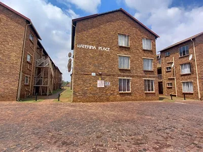 2 Bedroom Apartment To Rent in Germiston - img
