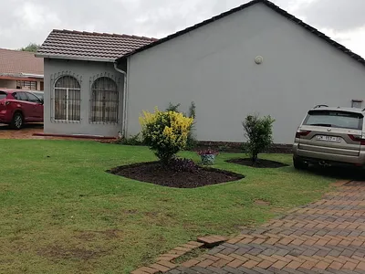 4 Bedroom House For Sale in Alberton - B1Qz.webp